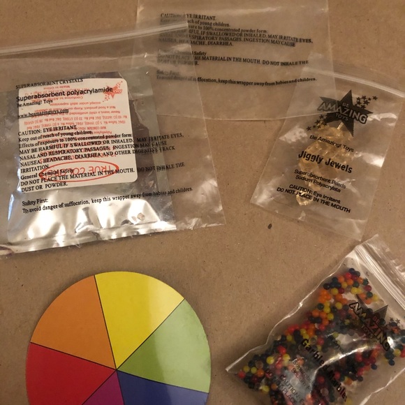 Loaded Science Experiments Kit! - Picture 13 of 14